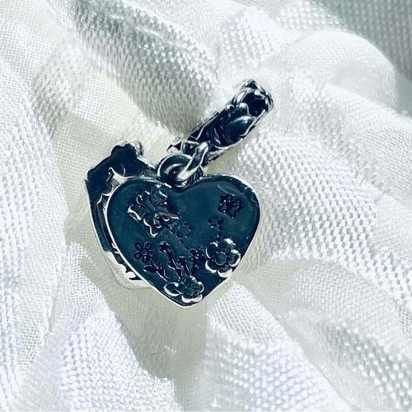 🐻 NWOT Winnie The Pooh & Piglet Charm ✨ - Picture 4 of 9